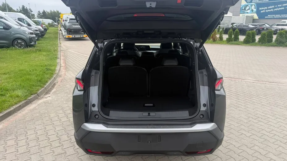PEUGEOT 5008 5008 1.2 PureTech mHEV GT Exclusive S&S e-DCS6 Nowy
