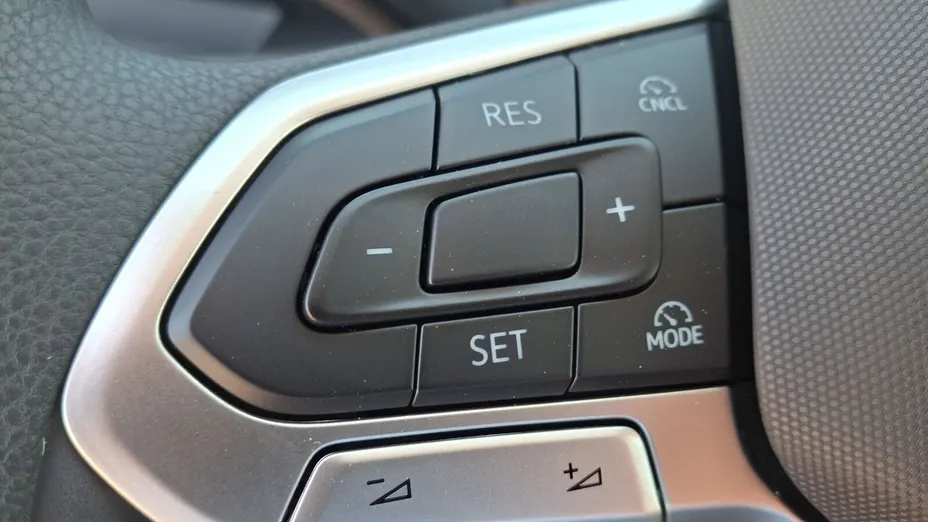 VOLKSWAGEN Crafter Crafter 35 BiTDI (11,3m3) Nowy