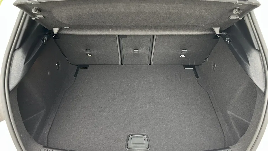 MERCEDES-BENZ A Klasa A 200 AMG Line 7G-DCT