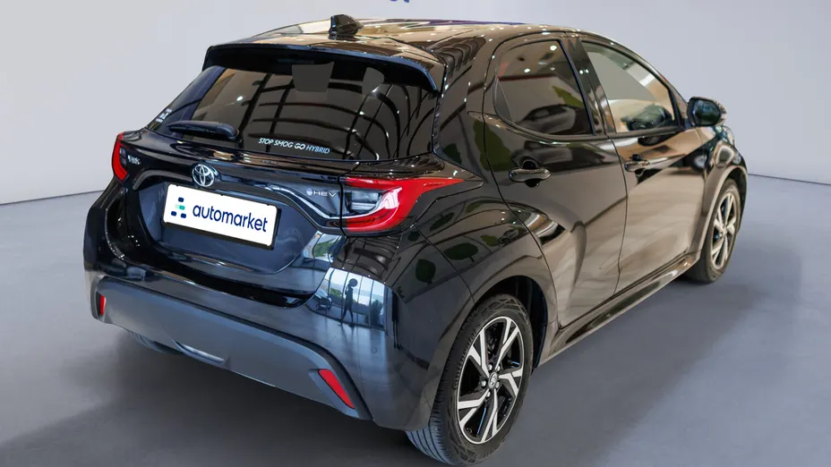 TOYOTA Yaris Yaris Hybrid 1.5 Style