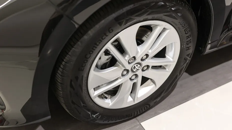 TOYOTA Yaris Yaris Hybrid 1.5 Comfort