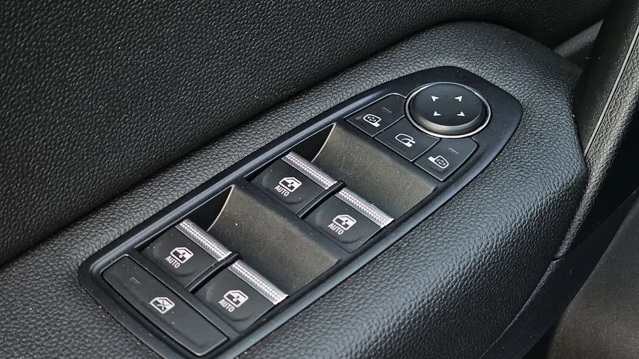 RENAULT Captur Captur 1.3 TCe mHEV Techno