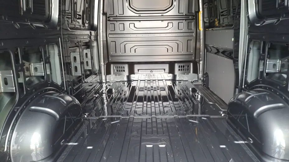 VOLKSWAGEN Crafter Crafter 35 BiTDI (11,3m3) aut Nowy