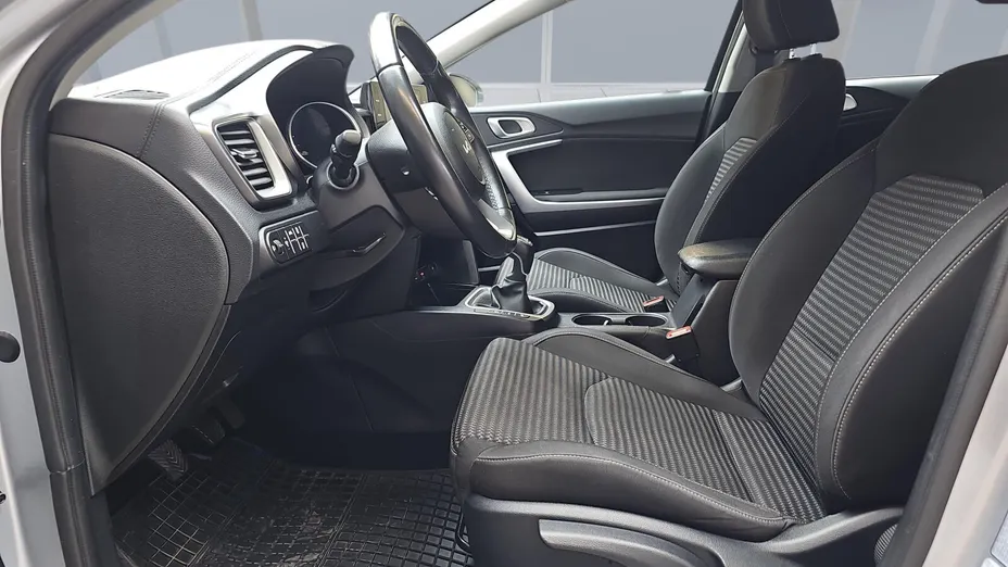 KIA Cee'd Ceed 1.5 T-GDI M