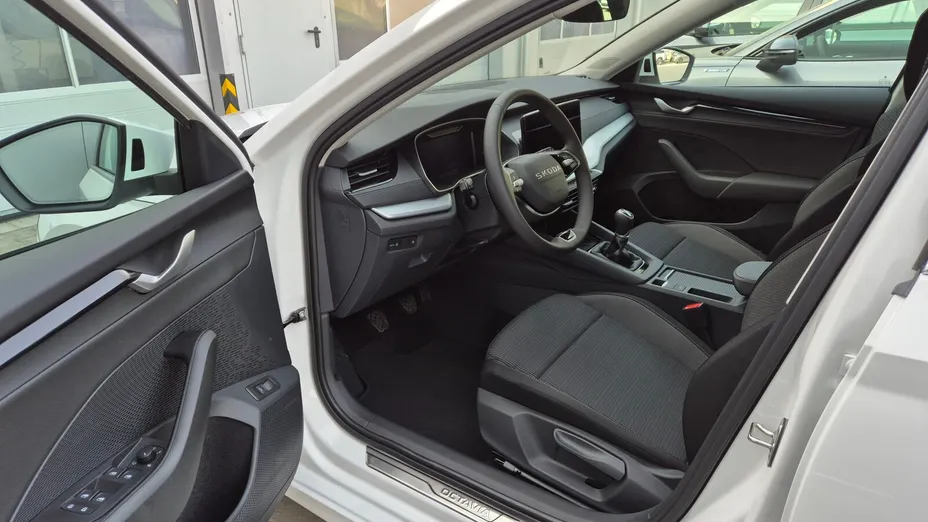 SKODA Octavia Octavia 1.5 TSI Selection Nowy