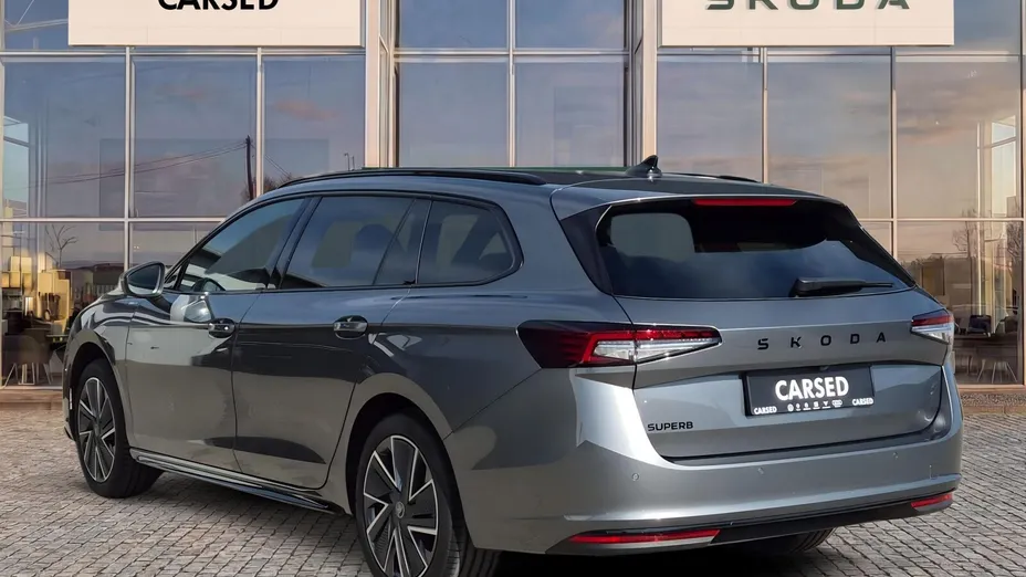 SKODA Superb Superb 2.0 TSI Sportline DSG