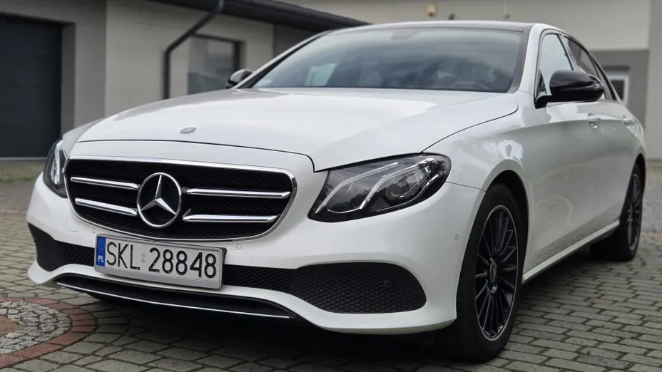 MERCEDES-BENZ E Klasa -