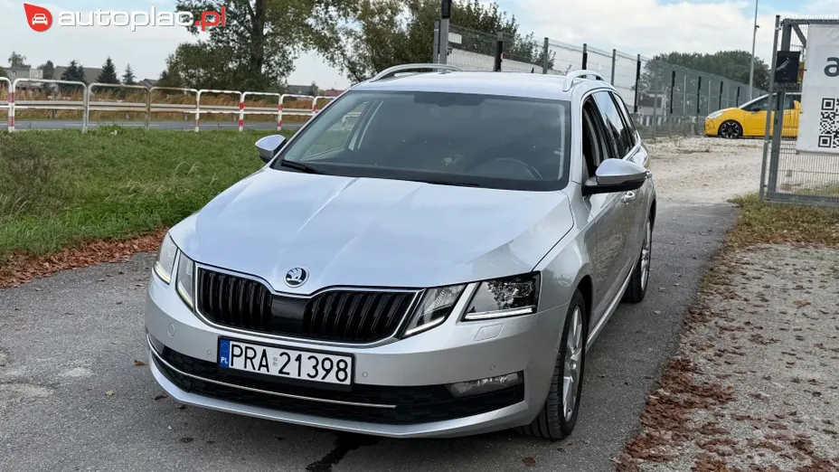 SKODA Octavia -