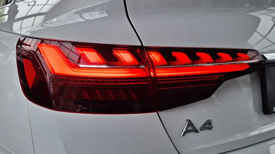 AUDI A4 A4 35 TFSI mHEV S tronic