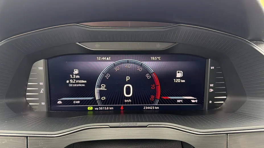 SKODA Superb Superb 2.0 TSI Style DSG
