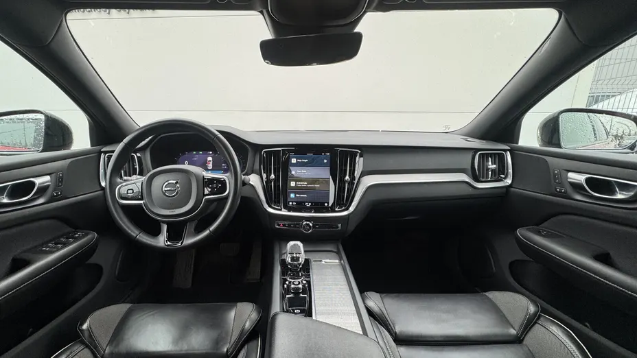 VOLVO S60 S60 B4 B Plus Dark aut