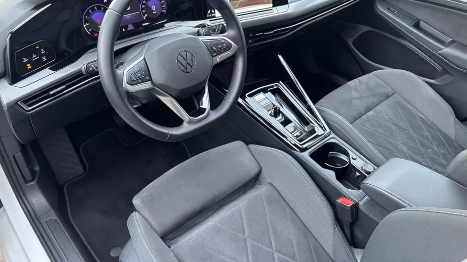 VOLKSWAGEN Golf Golf VIII 1.5 eTSI EVO Style DSG