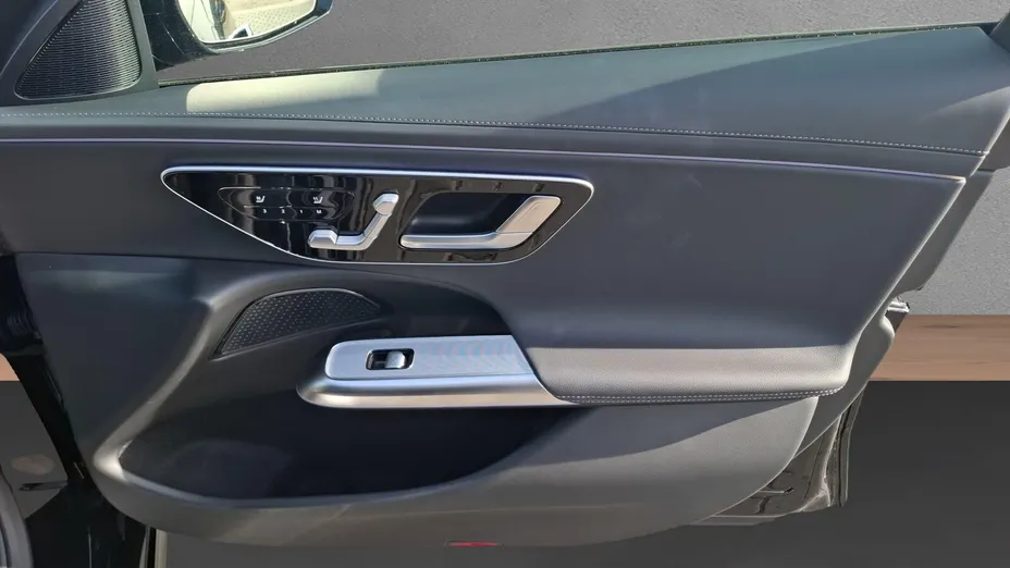 MERCEDES-BENZ E Klasa E 220 d mHEV 4-Matic AMG 9G-Tronic