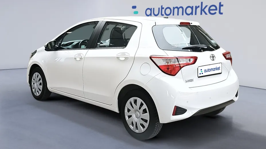 TOYOTA Yaris Yaris 1.5 Active
