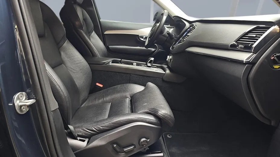 VOLVO XC90 XC90 B5 D AWD Plus Dark 7os aut