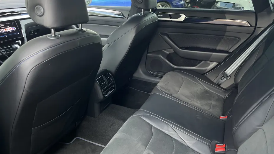 VOLKSWAGEN Arteon Arteon 2.0 TSI 4Motion R DSG