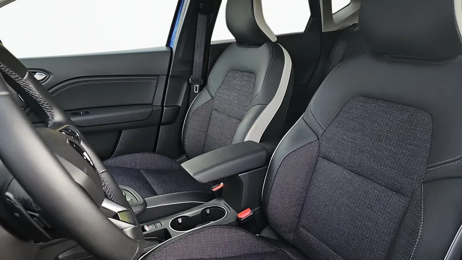 RENAULT Captur Captur 1.3 TCe mHEV Techno