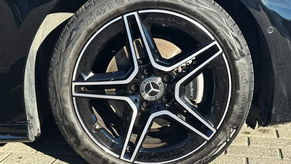 MERCEDES-BENZ A Klasa A 200 7G-DCT