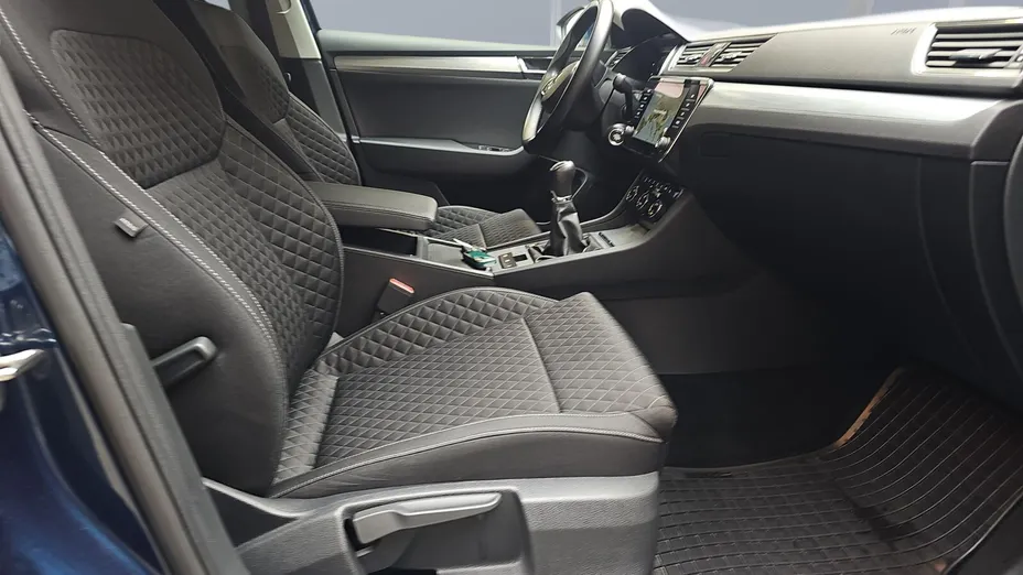 SKODA Superb Superb 2.0 TDI SCR Ambition