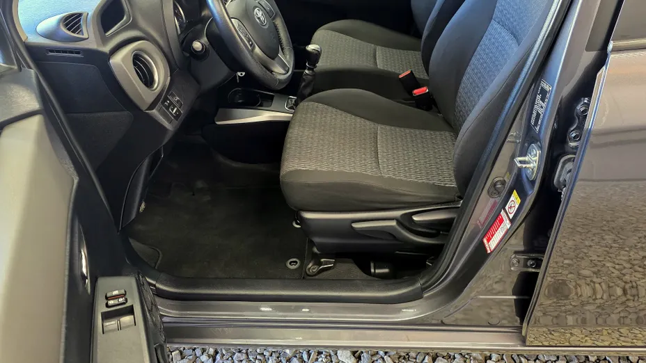 TOYOTA Yaris Yaris 1.33 Life