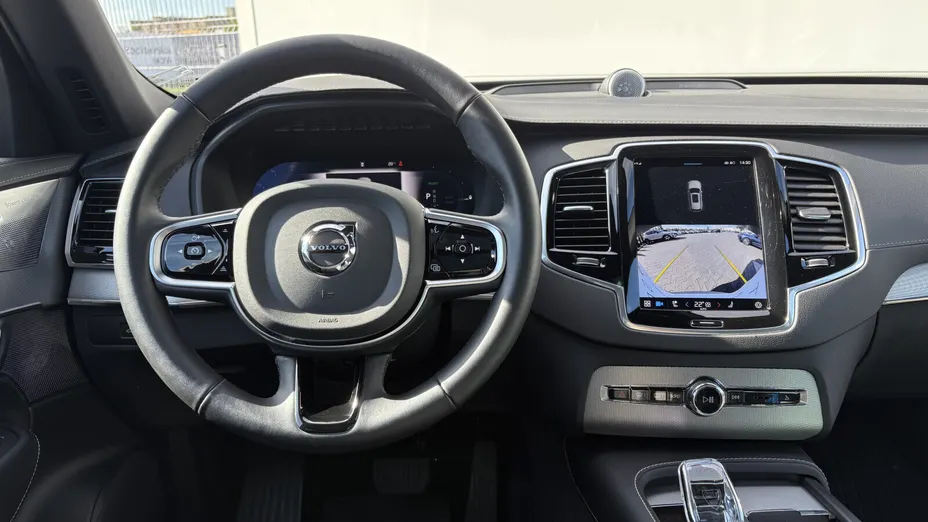 VOLVO XC90 XC90 T8 AWD Plug-In Hybrid Ultra Dark 7os aut