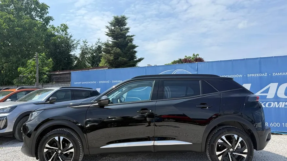 PEUGEOT 2008 -