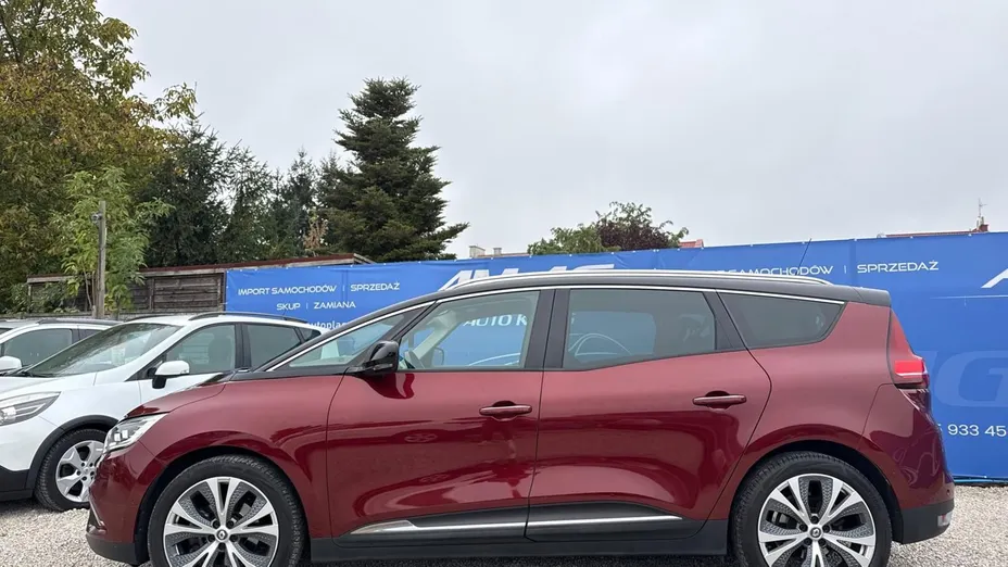 RENAULT Scenic -