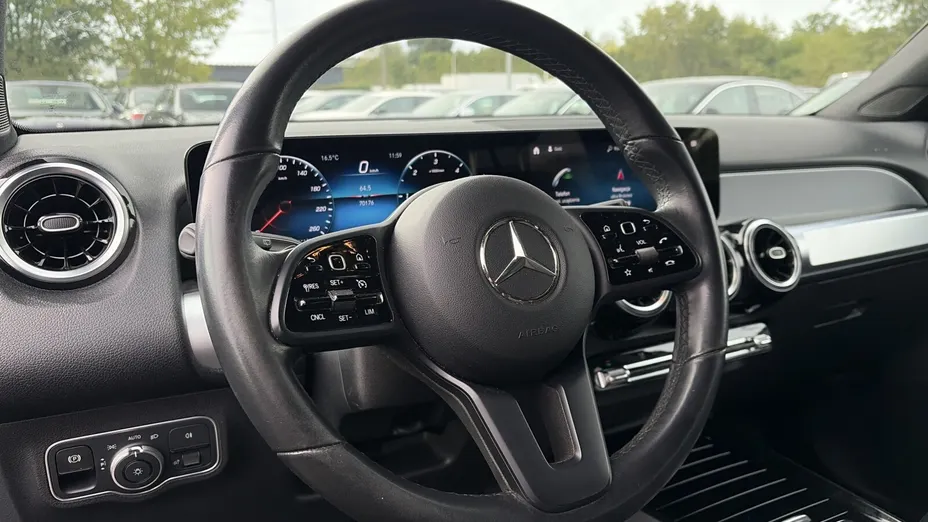 MERCEDES-BENZ GLB GLB 200 d Style 8G-DCT