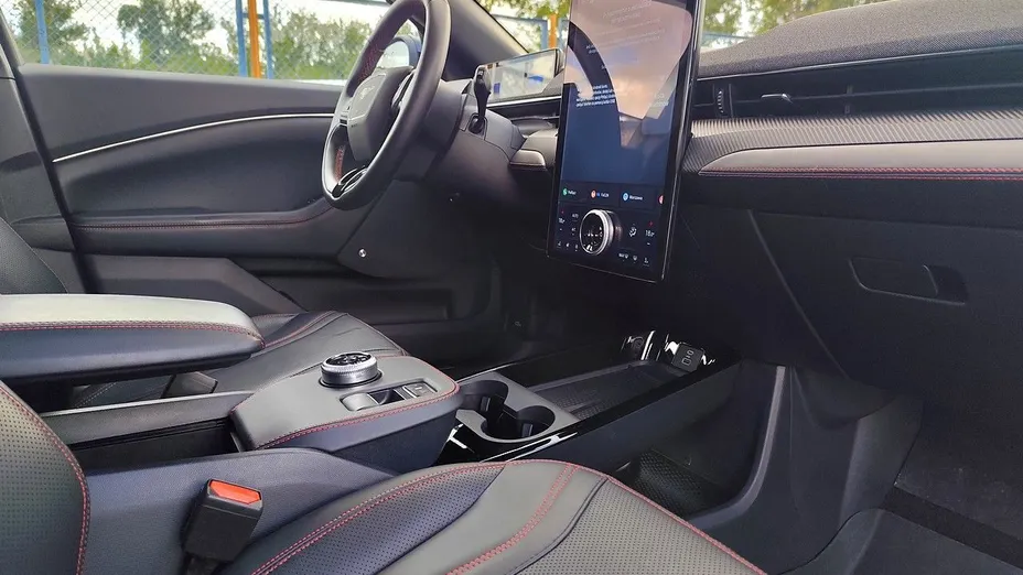 FORD Mustang Mustang 2.3 EcoBoost aut