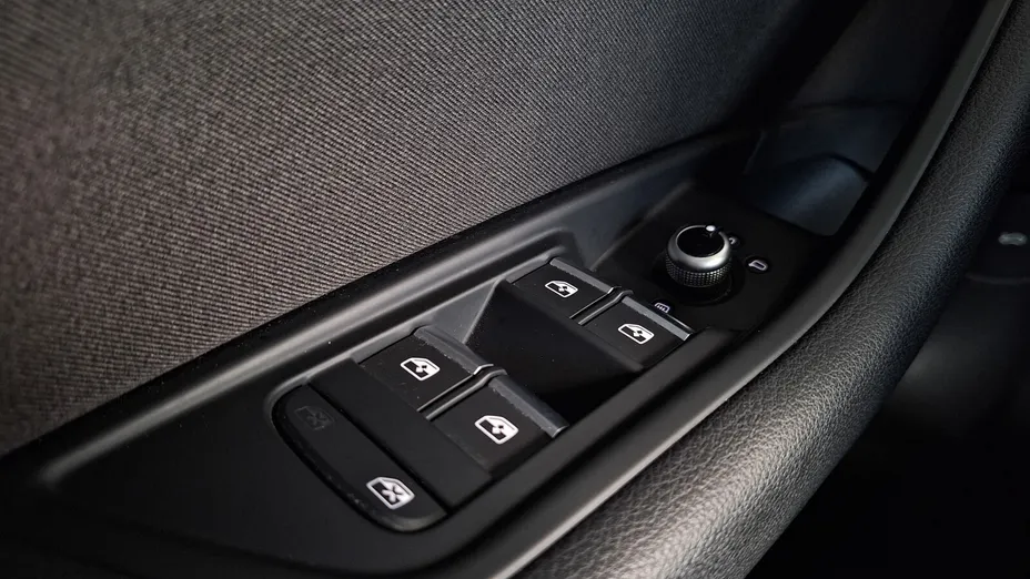 AUDI A4 A4 35 TFSI mHEV S tronic