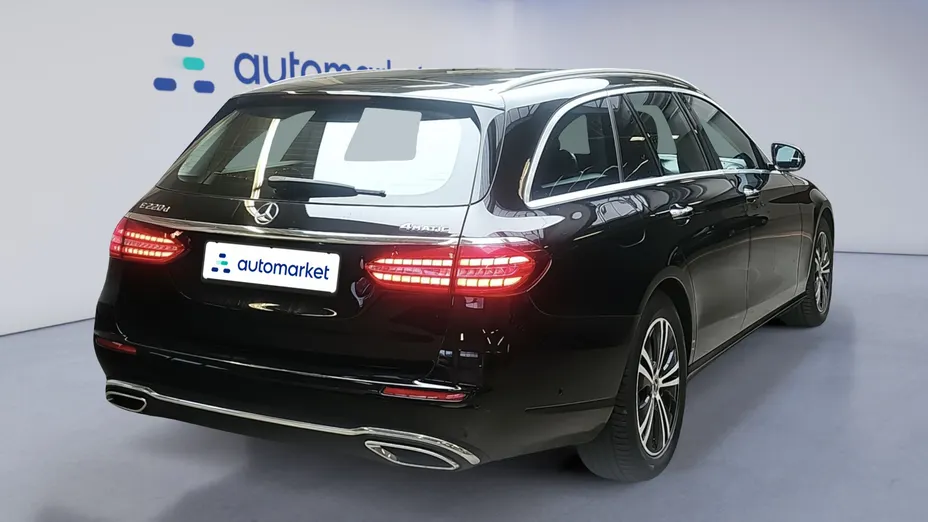 MERCEDES-BENZ E Klasa E 220 d 4-Matic