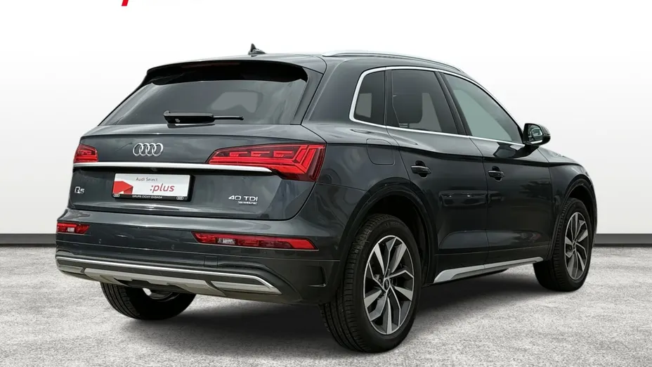 AUDI Q5 -