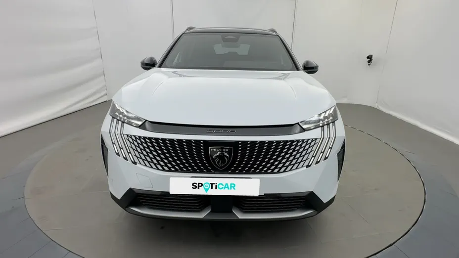 PEUGEOT 5008 -