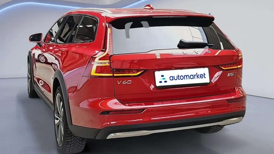 VOLVO V60 V60 CC Plus B5 B AWD aut