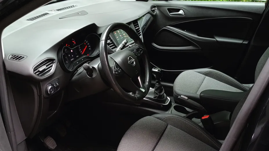 OPEL Crossland -