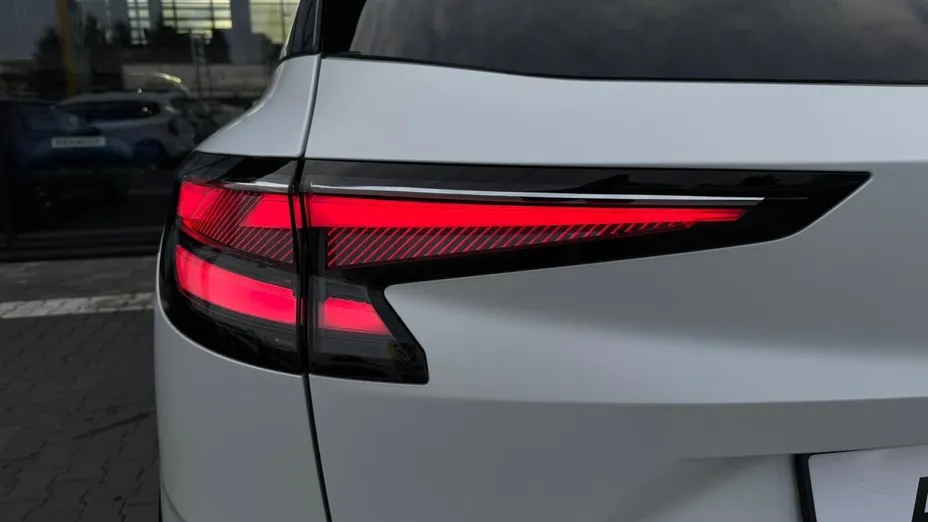 RENAULT Austral Austral 1.2 E-Tech Full Hybrid 200 esprit Alpine MMT Nowy