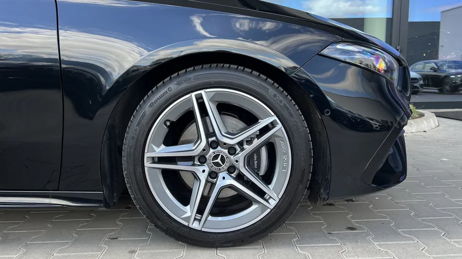 MERCEDES-BENZ A Klasa A 200 AMG Line 7G-DCT