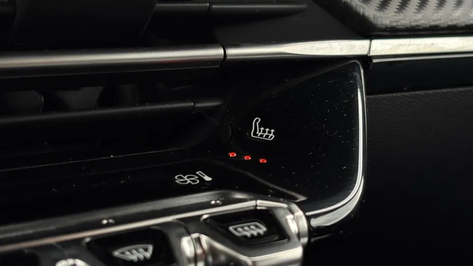 PEUGEOT 2008 2008 PureTech 130 Allure S&S EAT8
