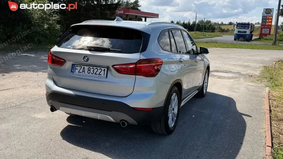 BMW X1 -