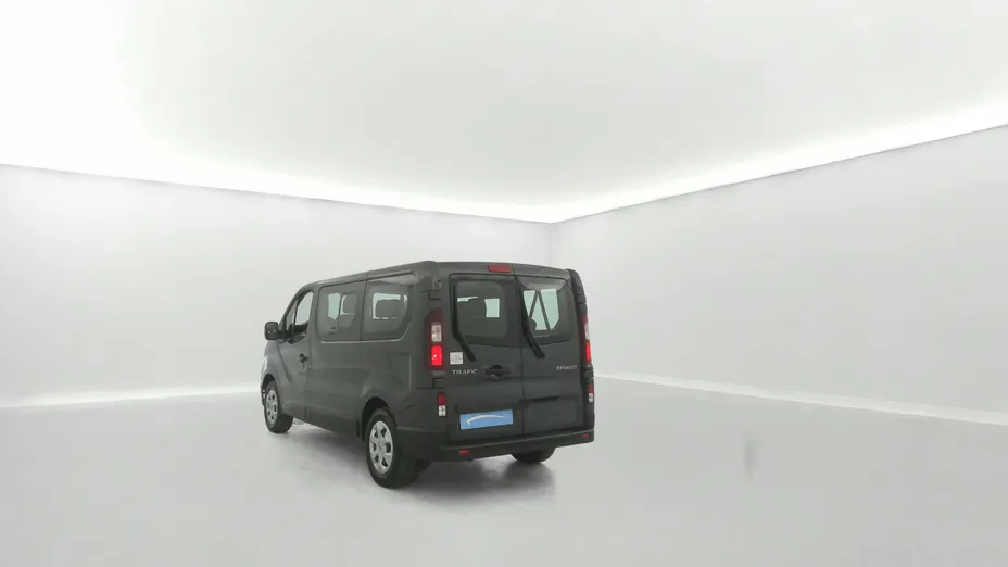 RENAULT Trafic -