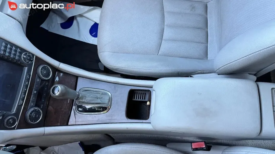 MERCEDES-BENZ C Klasa -