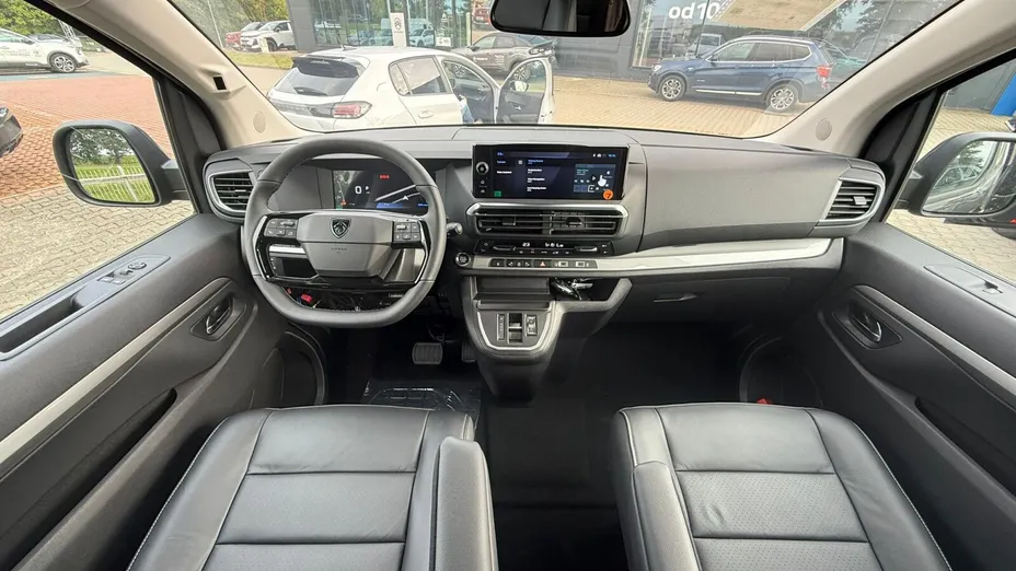 PEUGEOT Traveller Traveller 2.2 BlueHDi Long Business VIP EAT8 Nowy