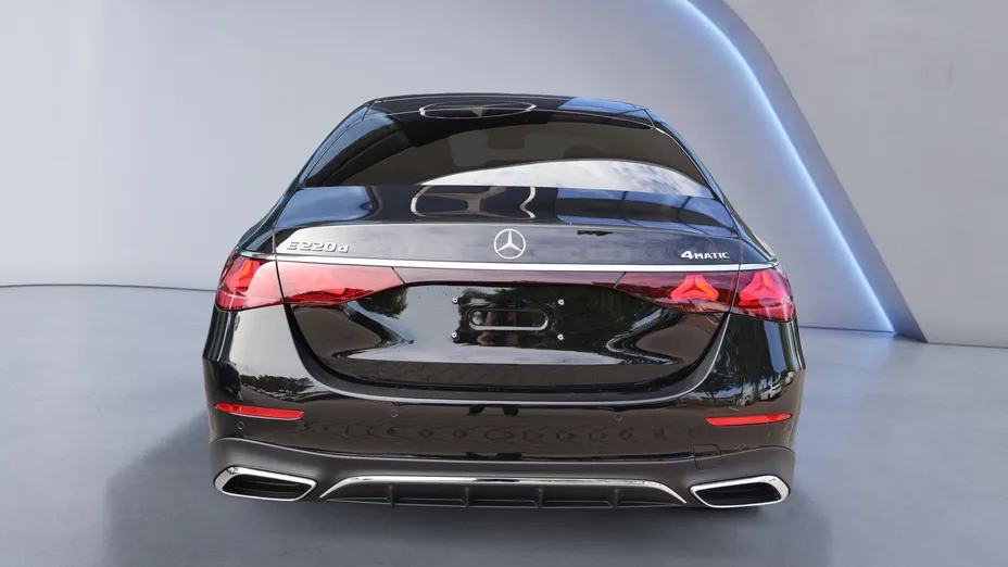 MERCEDES-BENZ E Klasa E 220 d mHEV AMG 9G-Tronic Nowy