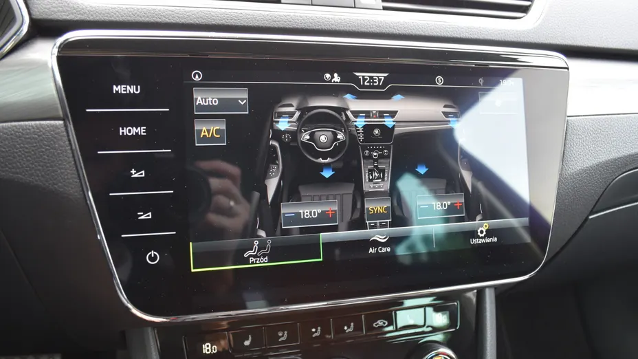 SKODA Superb Superb 2.0 TDI SCR Style DSG