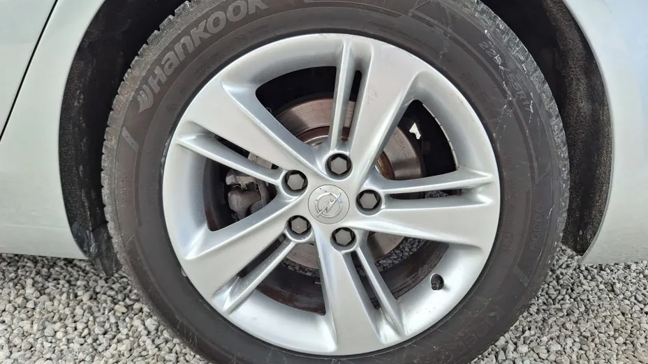 OPEL Insignia -