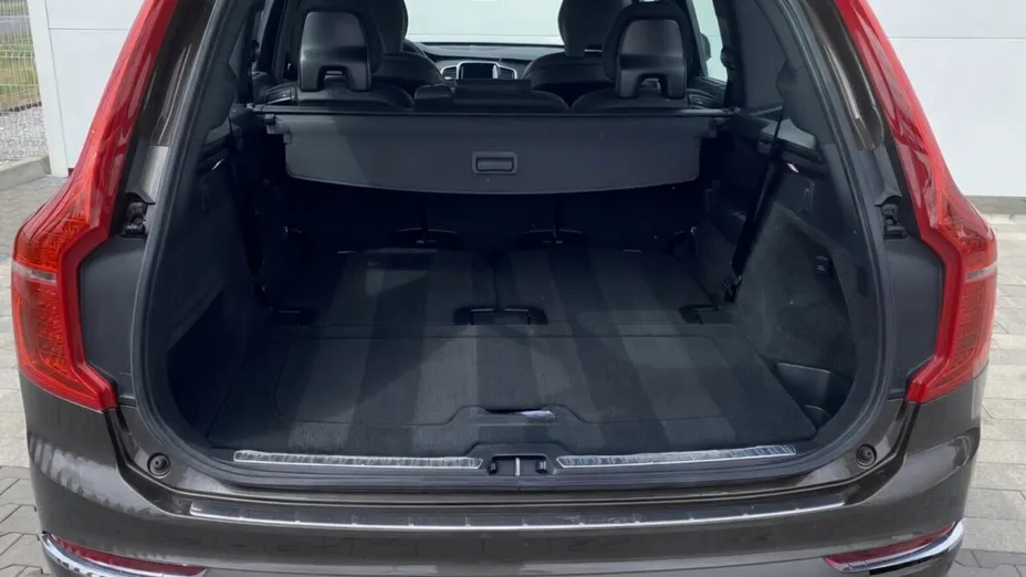 VOLVO XC90 XC90 T8 AWD Plug-In Hybrid Ultra Dark 7os aut
