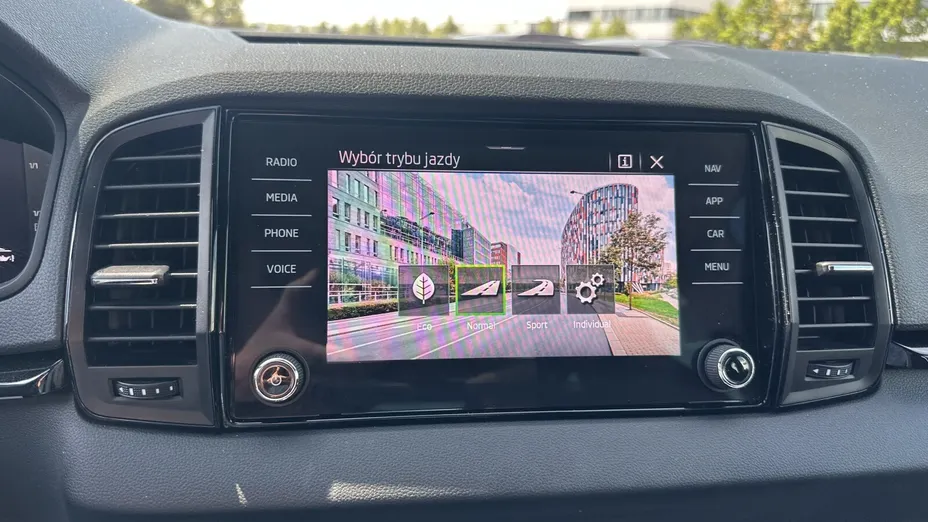 SKODA Karoq Karoq 1.5 TSI ACT Sportline DSG