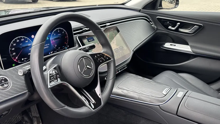 MERCEDES-BENZ E Klasa E 200 d mHEV Avantgarde 9G-Tronic