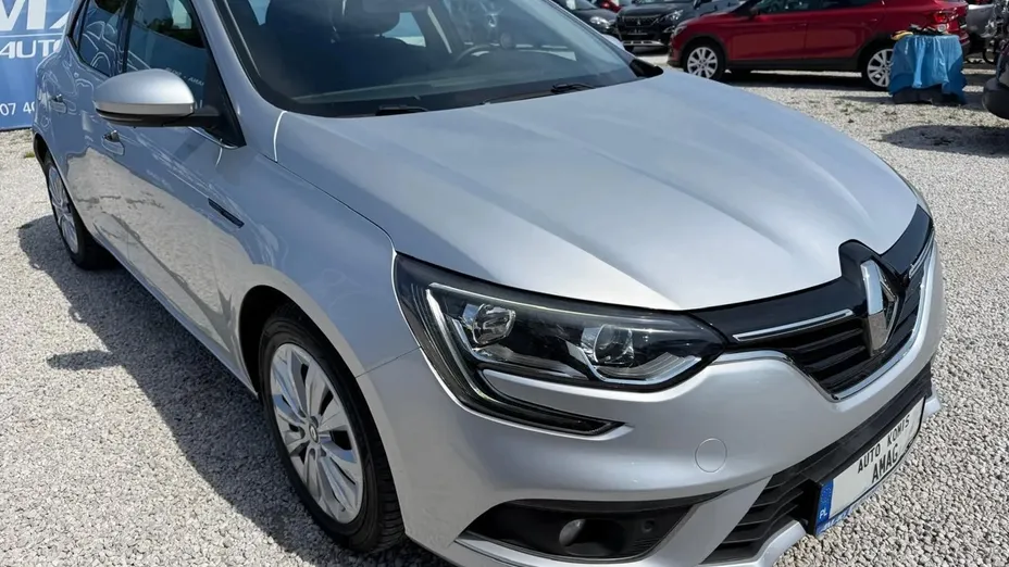 RENAULT Megane -