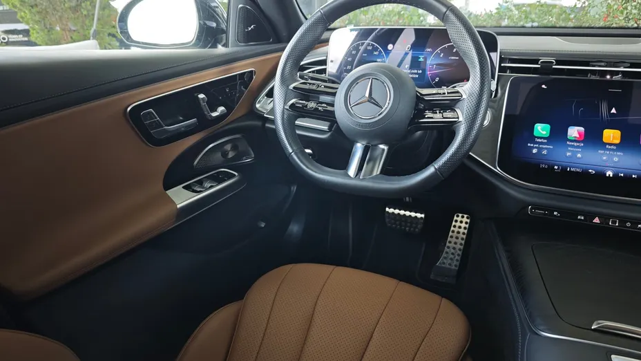 MERCEDES-BENZ E Klasa E 220 d mHEV 4-Matic AMG 9G-Tronic